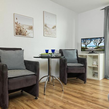 Mann Un Fru - Residenz Am Yachthafen Apartment Kirchdorf  Exterior foto