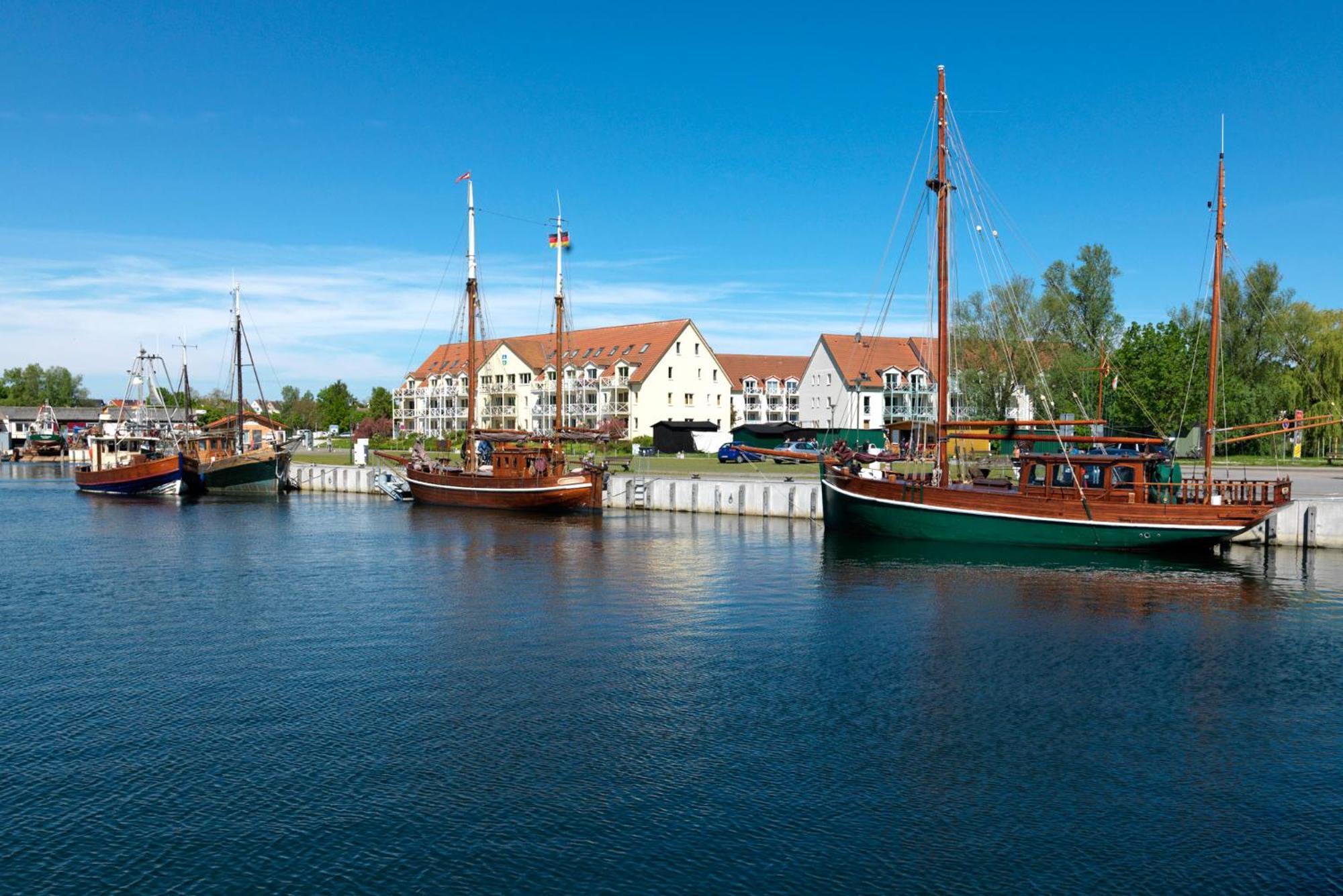 Mann Un Fru - Residenz Am Yachthafen Apartment Kirchdorf  Exterior foto
